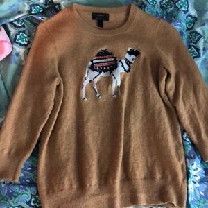 Cashmere camel sweater